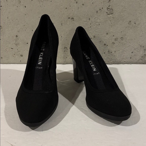 Anne Klein iflex Black Carole Pump - Size 7 - Picture 1 of 8